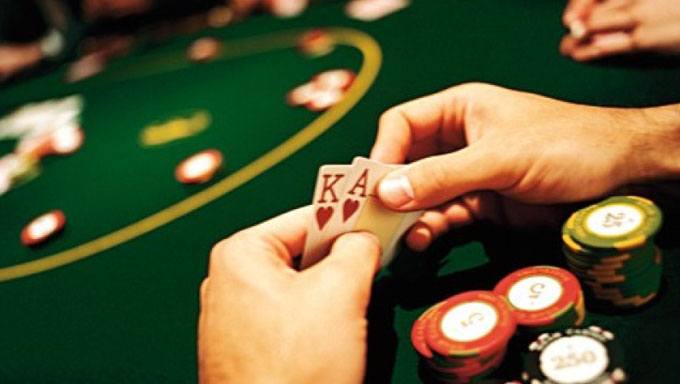 Add More Excitement to Your Special Events with Casino Online